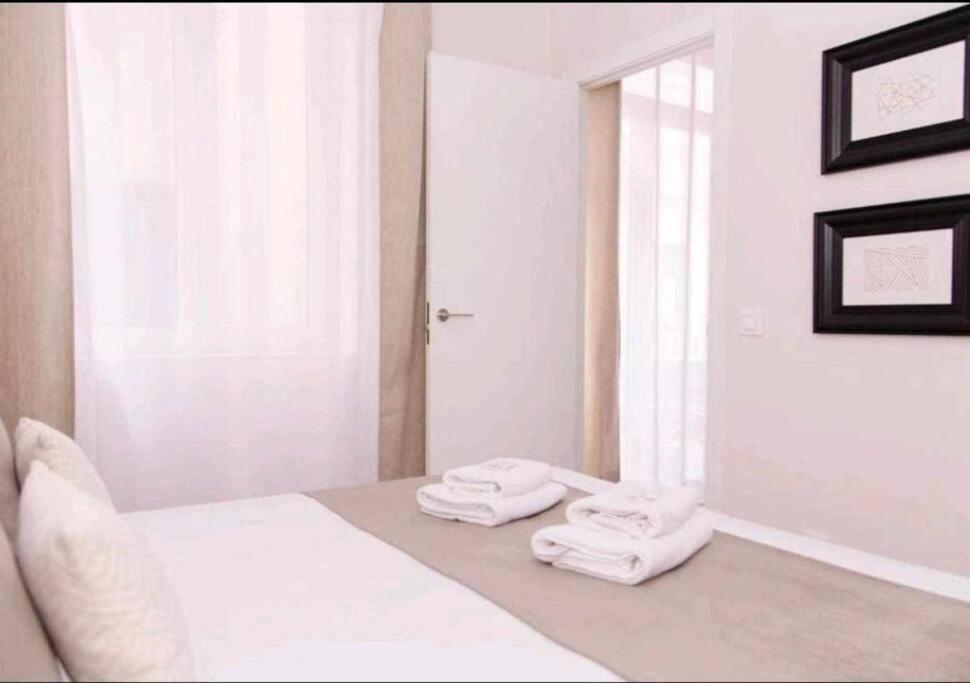 ולנסיה Apartament Centro Ciudad מראה חיצוני תמונה