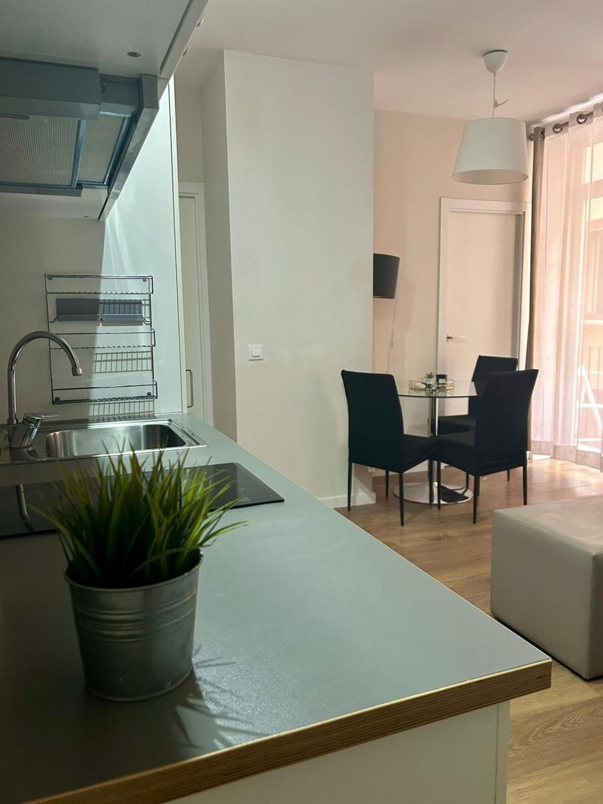 ולנסיה Apartament Centro Ciudad מראה חיצוני תמונה
